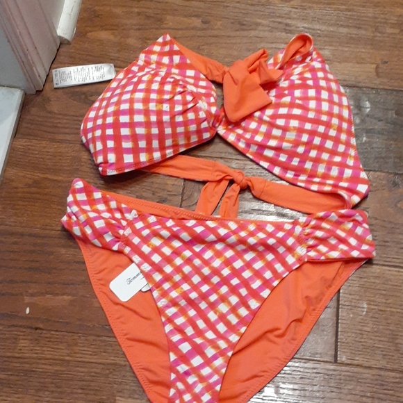 Tommy bahama two piece bathing suit - Picture 4 of 9
